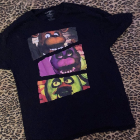 FNAF neon tee size l/xl - Picture 2 of 2